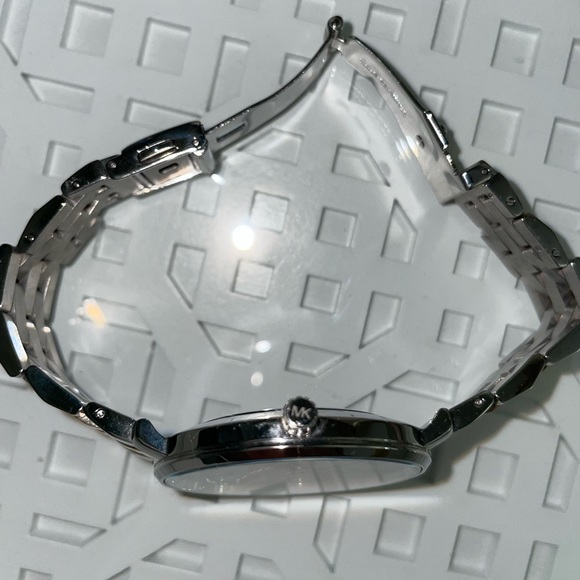 Michael Kors Tri-Tone Pyper Metal Watch - Picture 7 of 12